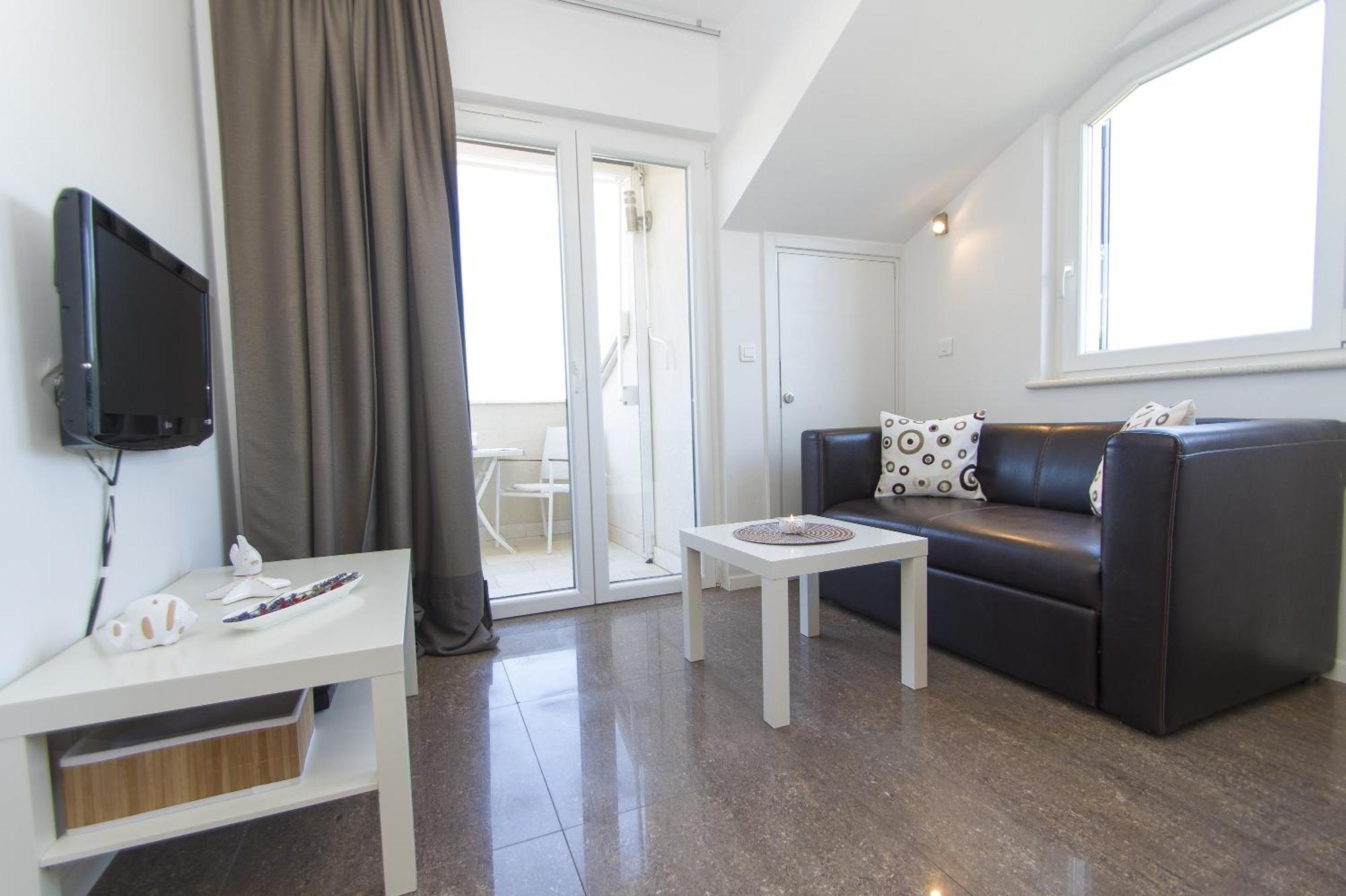 Apartments Villa Olea لومباردا المظهر الخارجي الصورة